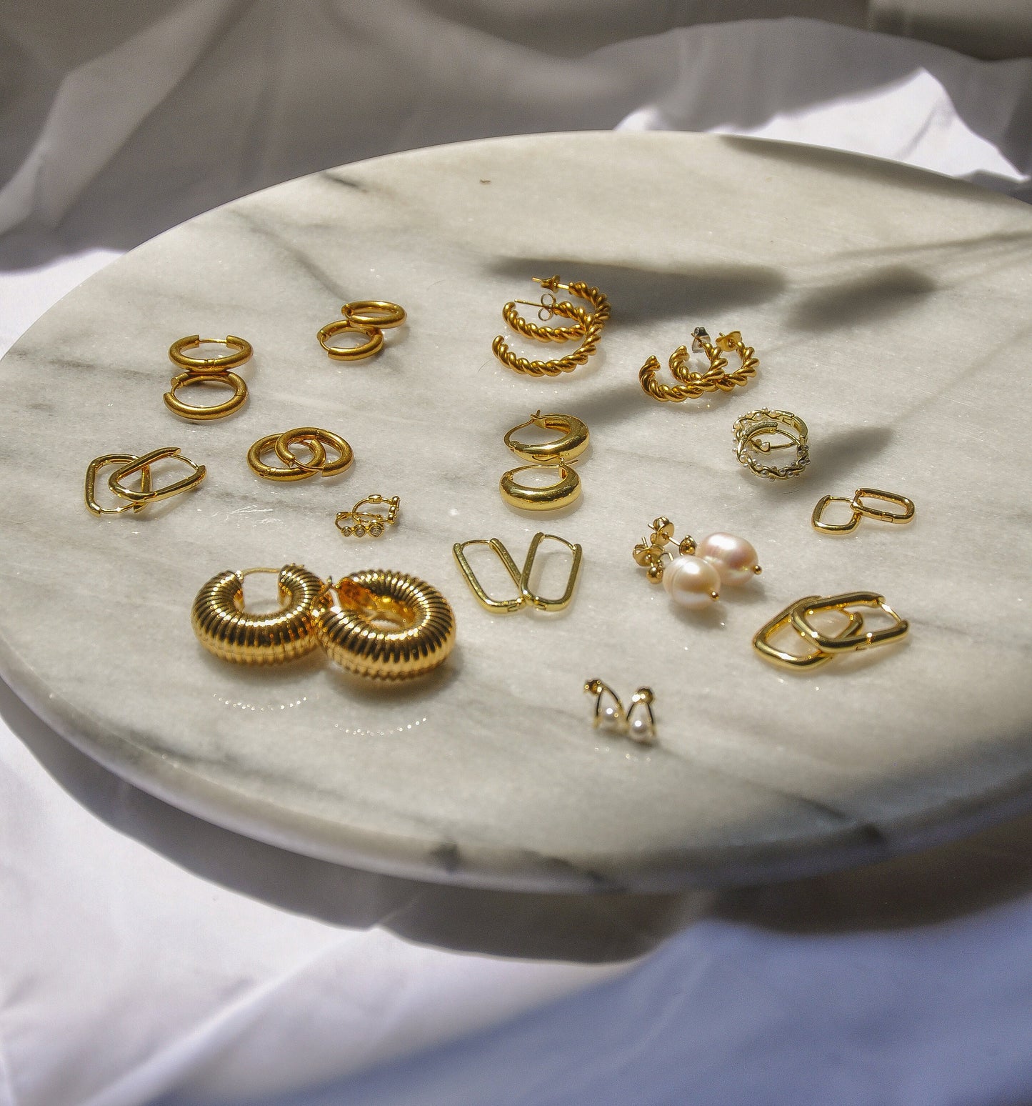 18K Gold Chunky Hoop Earrings| Large Hoop Earrings | Fan Gold Plated Hoops | Snail Hoop Earrings | Large Gold Hoops | Statment Earrings