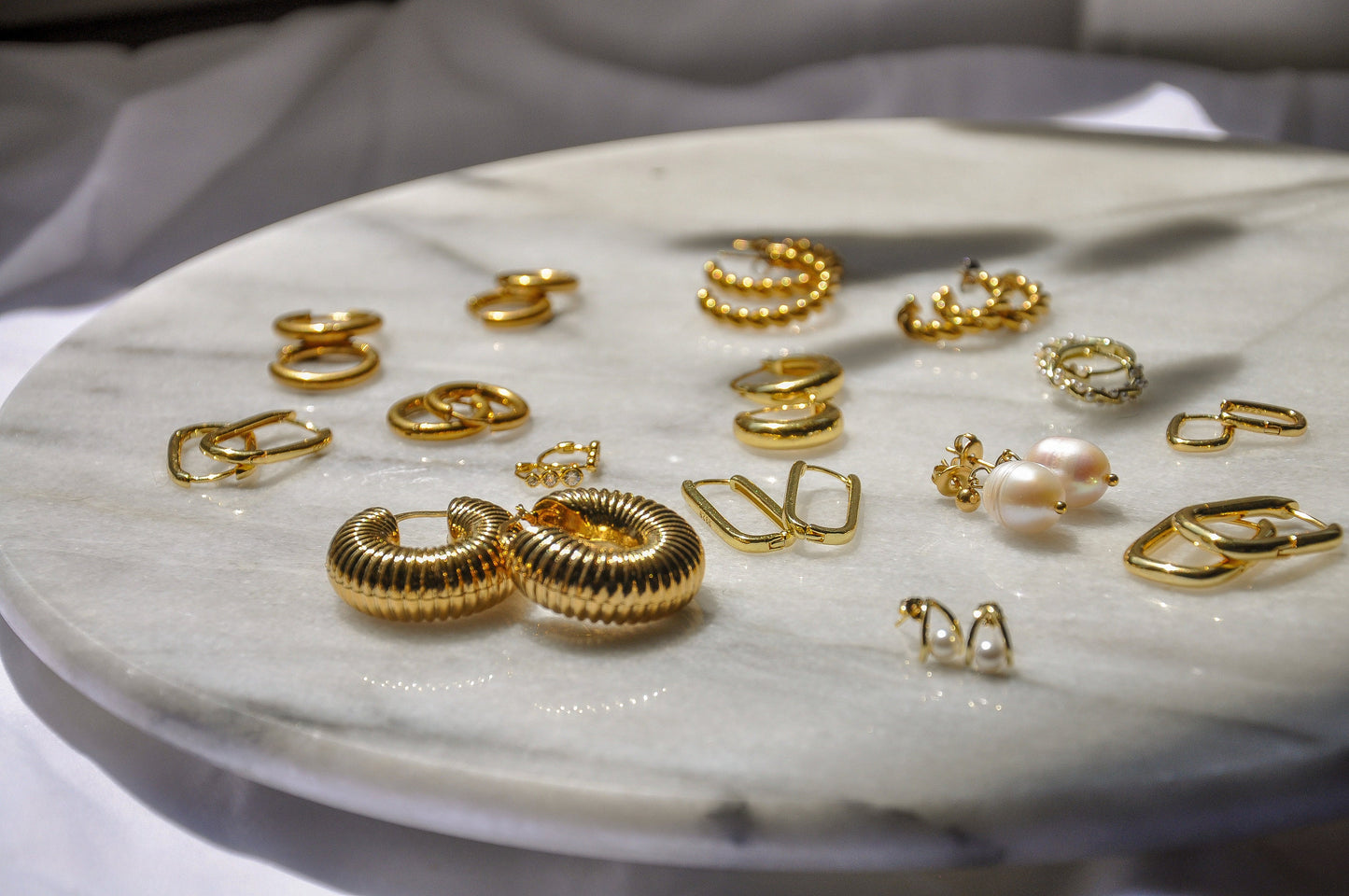 18K Gold Chunky Hoop Earrings| Large Hoop Earrings | Fan Gold Plated Hoops | Snail Hoop Earrings | Large Gold Hoops | Statment Earrings